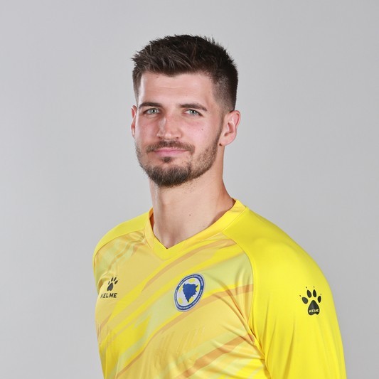 	Nikola Vasilj 	